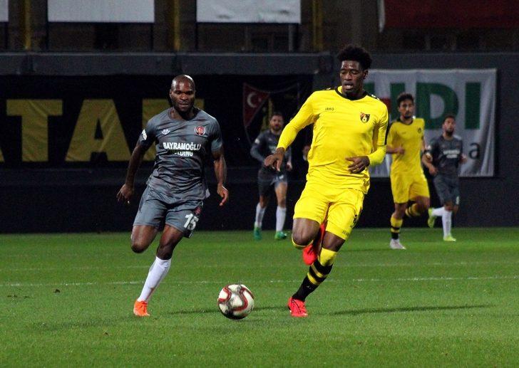 TFF 1. Lig: İstanbulspor: 4 - Fatih Karagümrük: 0 G5