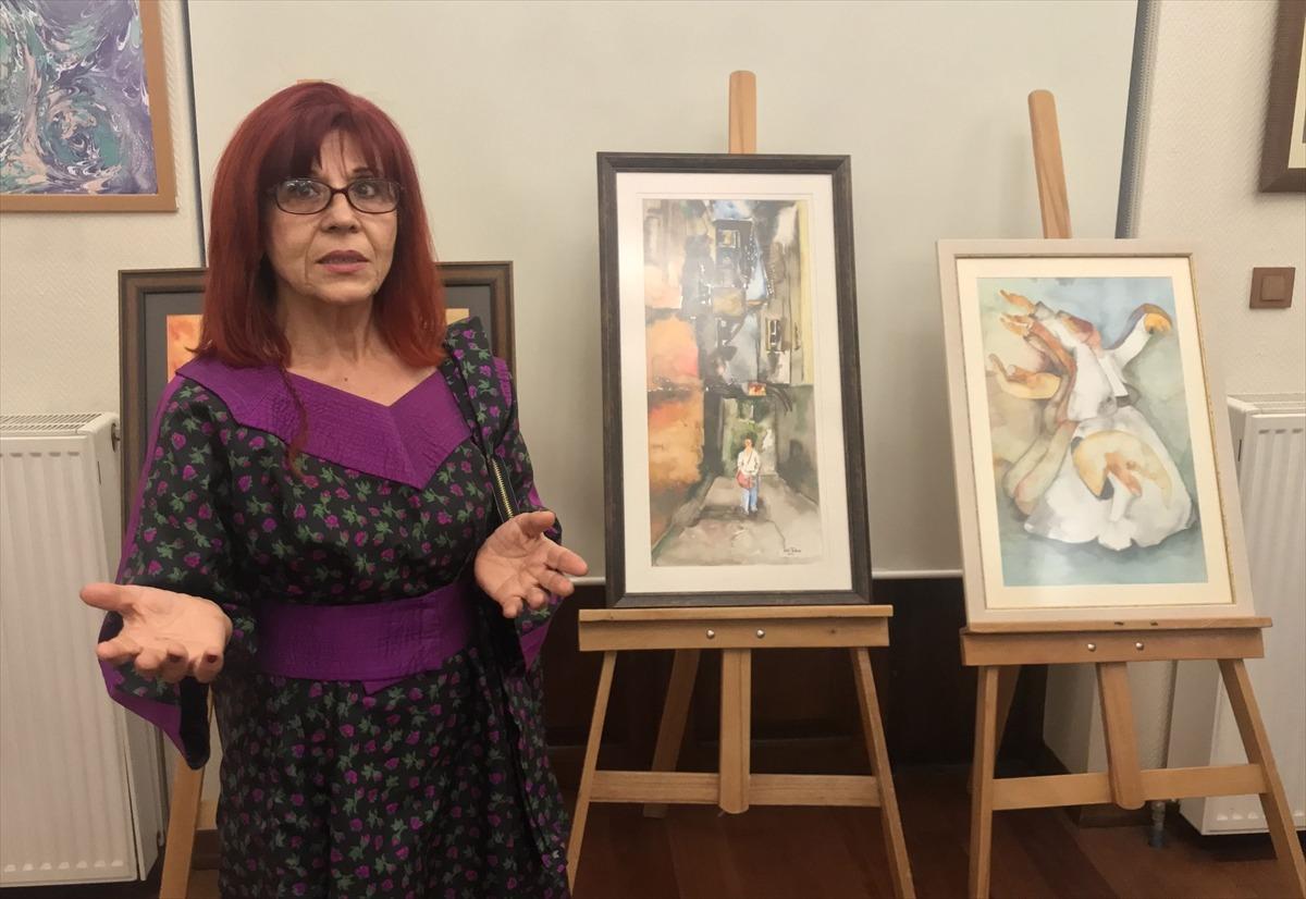 Ressam &Uuml;mit &Ouml;zmat'ın resim sergisi a&ccedil;ıldı