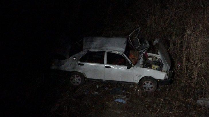 Kontrolden çıkan otomobil, uçurumdan aşağı yuvarlandı: 5 yaralı G3