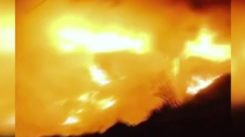 Çaykara’da korkutan yangın! Gece başladı, sabaha kadar sürdü