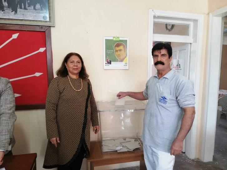 CHP Karaisalı’da delege seçimleri yapıldı G2