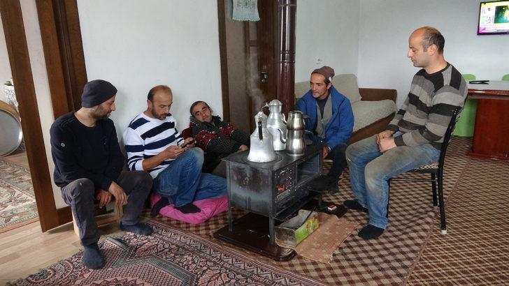 Gümüşhane'de gökyüzünde görülen parlak cisim, heyecanlandırdı: Uzaylılar mı geliyor? G5