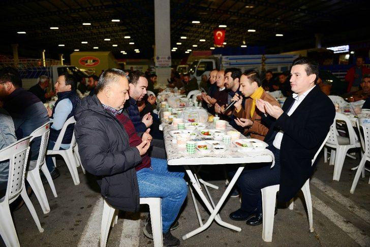 Kumluca’da yeni hal sezonu açıldı G1