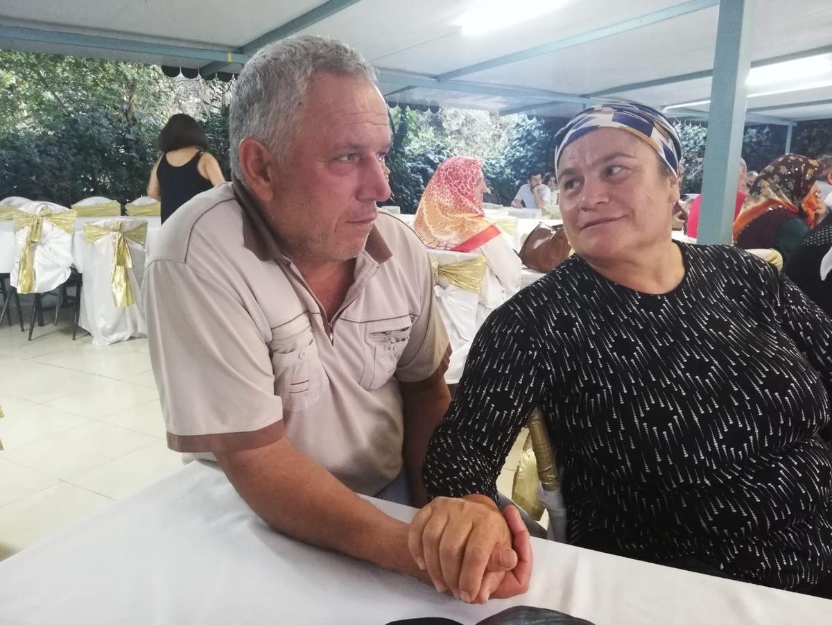 Yedikleri şey hayatlarını kararttı... Milyonda bir g&ouml;r&uuml;len bakteri nedeniyle yasam savaşı veriyorlar