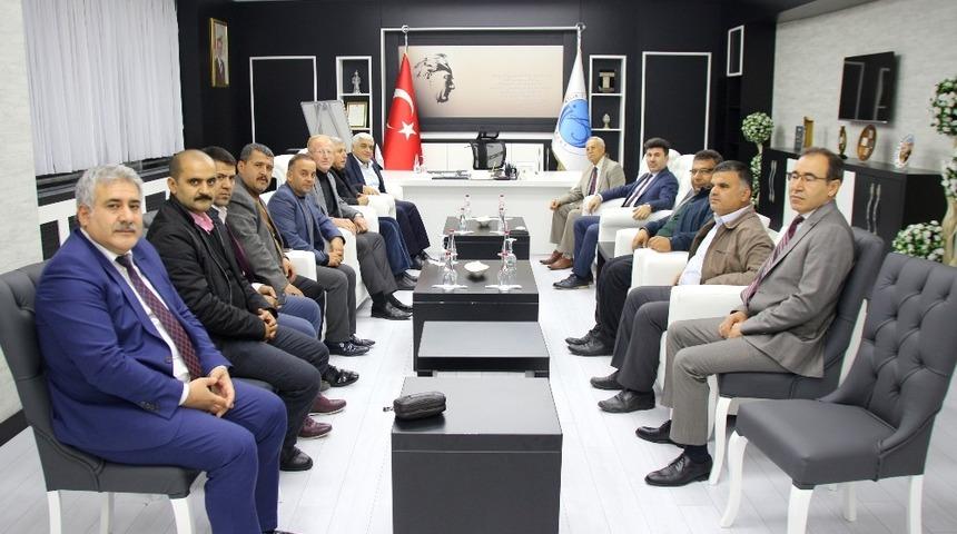 Milletvekili  D&uuml;lger Rekt&ouml;r&uuml; Karacoşkun&rsquo;la bir araya geldi