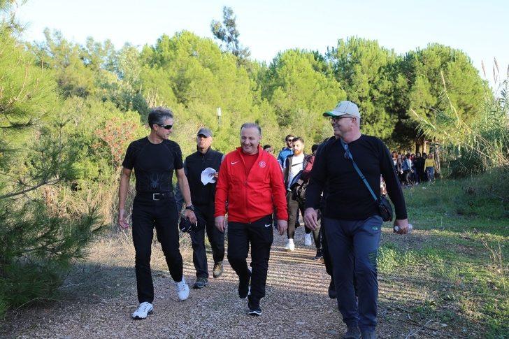 Kampüste doğa yürüyüşü G1