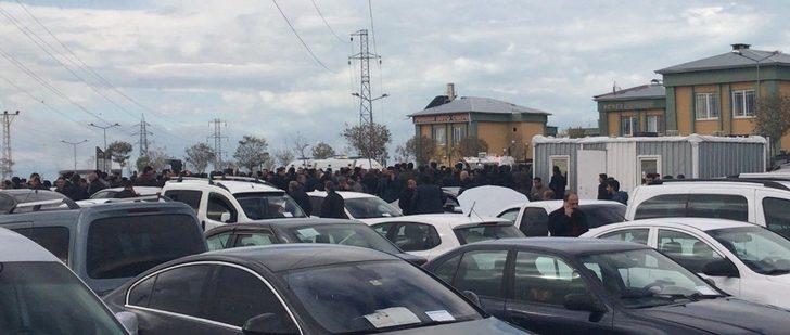 Van’da oto pazarda silahlı kavga! Çok sayıda yaralı var G2