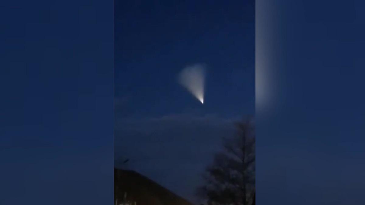 T&uuml;rkiye'deki bazı illerde g&ouml;r&uuml;len ve UFO sanılan cisim Rus f&uuml;zesi &ccedil;ıktı!