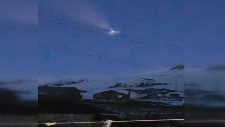 Türkiye'deki bazı illerde görülen ve UFO sanılan cisim Rus füzesi çıktı! G4