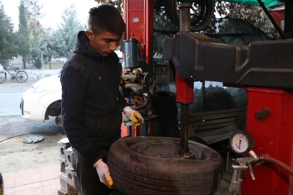 Zorunlu kış lastiği uygulaması 1 Aralık&rsquo;ta başlıyor