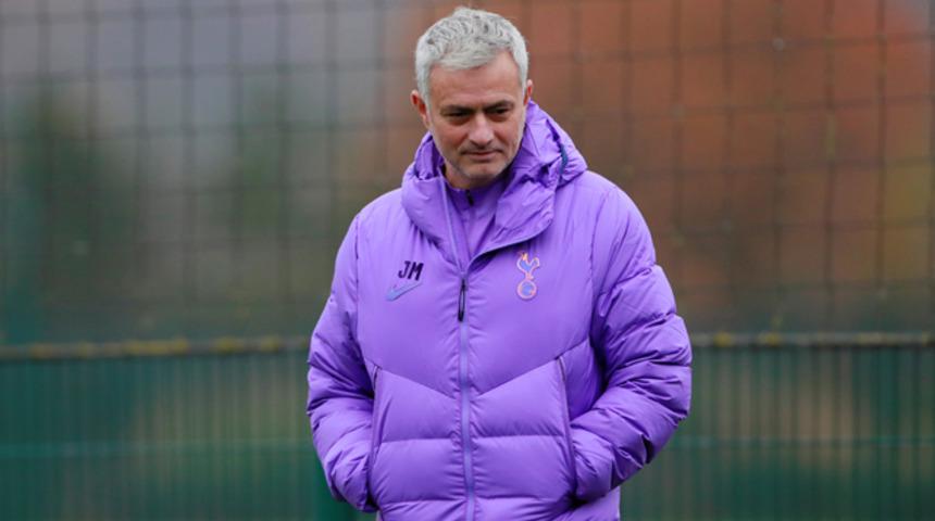 Jose Mourinho gözünü o Türk'e dikti