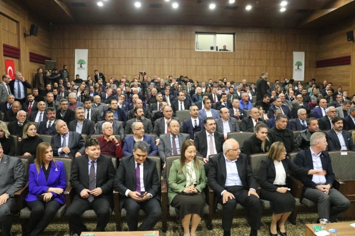 Medya grubundan altın adamlara &ouml;d&uuml;l
