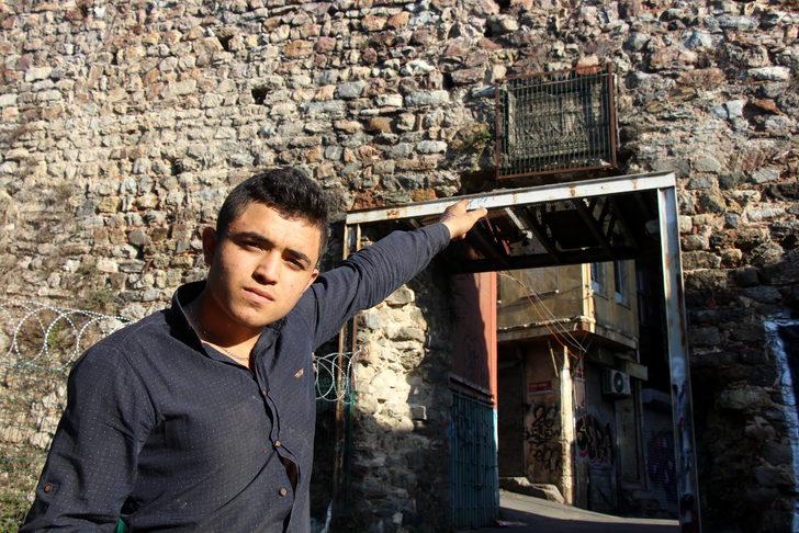 'Cenova Arması'na demir korkuluklu önlem G4