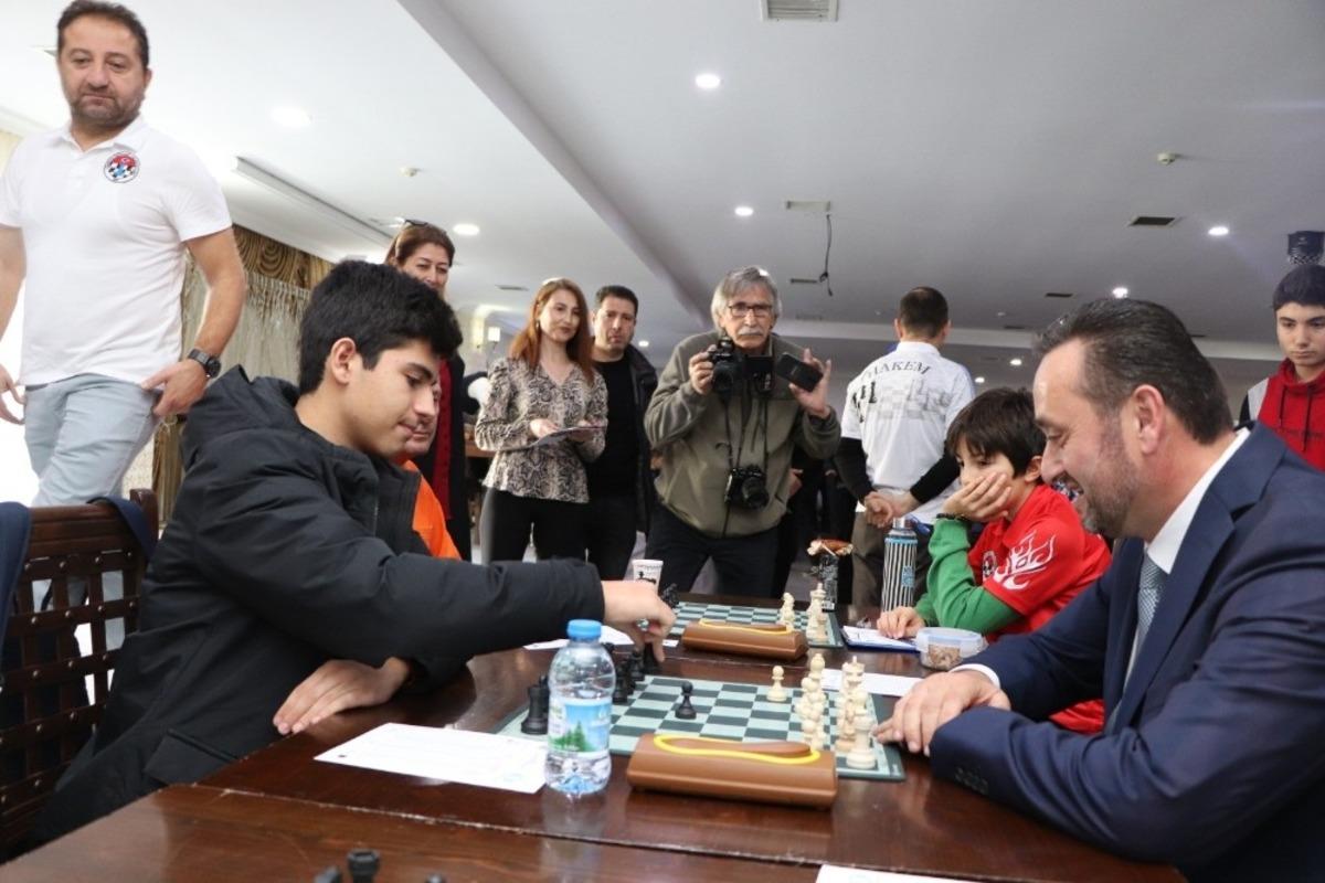 Palamut Festivali Santran&ccedil; turnuvası başladı