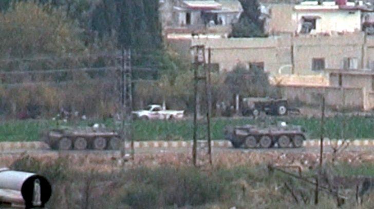 Devriye görevinden dönen Rus askerlerine teröristler araçlarla eşlik etti G2