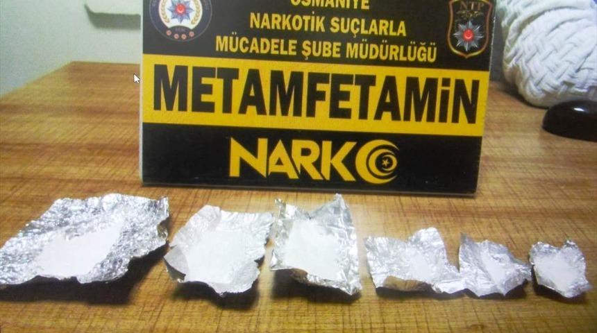 Osmaniye'de yakalanan uyuşturucu ş&uuml;phelilerinden 4'&uuml; tutuklandı