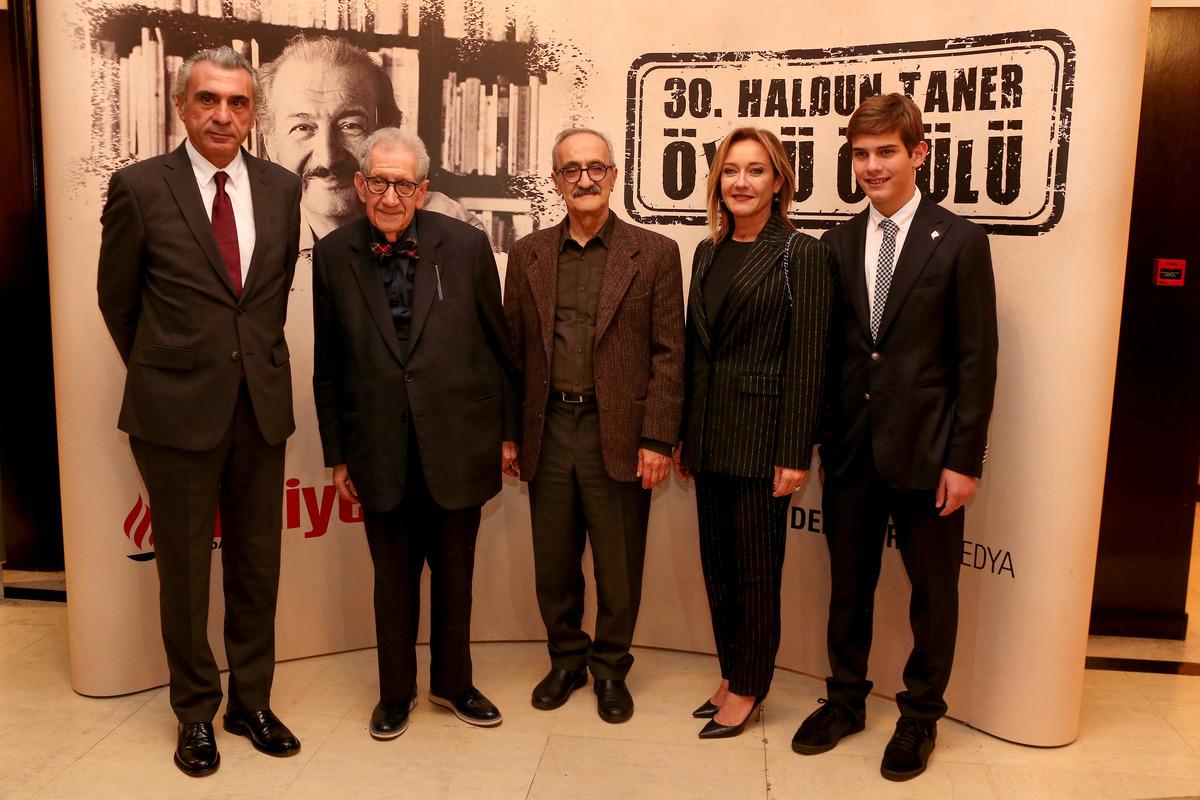 30'uncu Haldun Taner &Ouml;yk&uuml; &Ouml;d&uuml;l&uuml; Kamil Erdem'e verildi&nbsp;