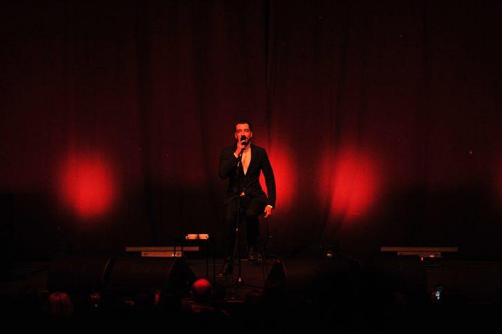 Cem Adrian Almanya'da sahne aldı G2