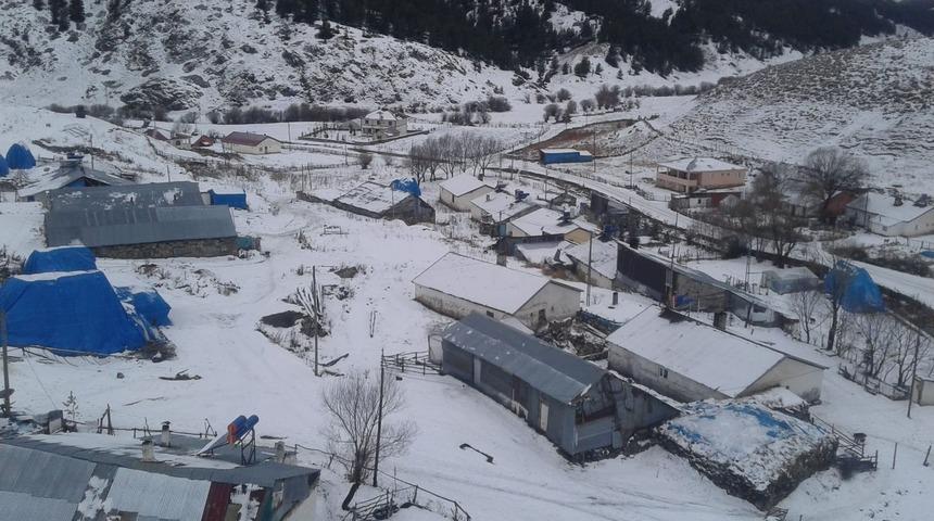 Son dakika: Kars'ta 4 büyüklüğünde deprem! (AFAD-Kandilli son depremler)