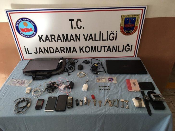 Okula giren hırsız, dışarıdan görünmemek için emekleyerek üst kata çıktı G5