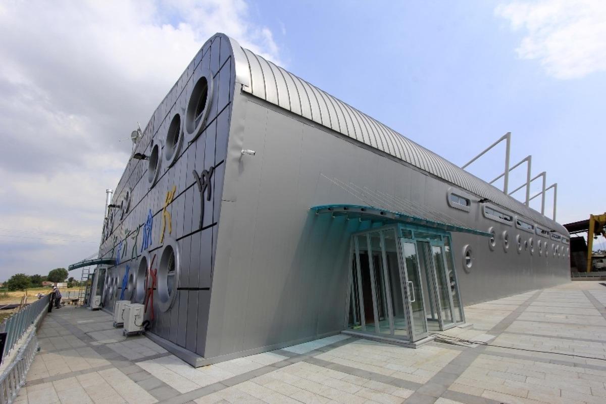 Orhangazi Spor Salonu&rsquo;na &ccedil;alışmalar devam ediyor