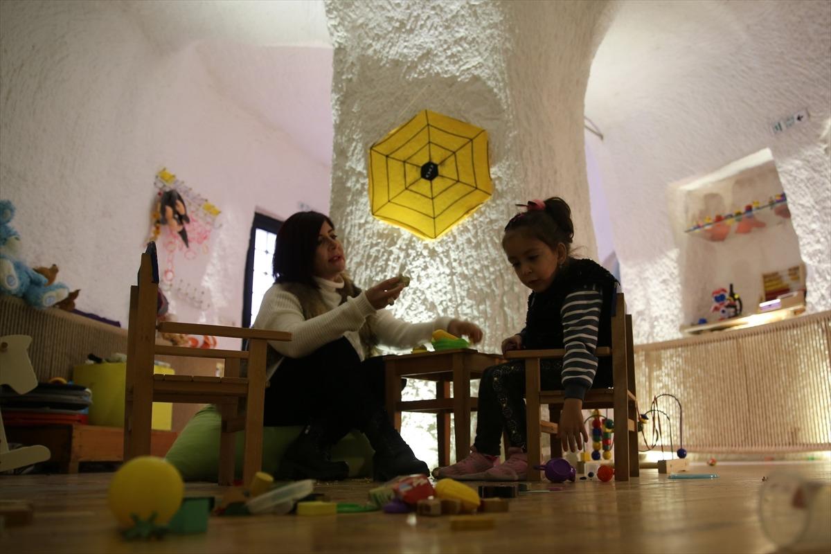 &Ouml;zel &ccedil;ocukların yetenekleri "K&uuml;&ccedil;&uuml;k Prens Akademi"de keşfediliyor