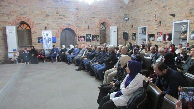 Aliya İzzetbegoviç, ahlak, adalet ve özgürlük paneliyle anıldı