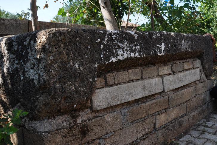 Camideki musalla taşı, Roma dönemine ait lahit çıktı G4