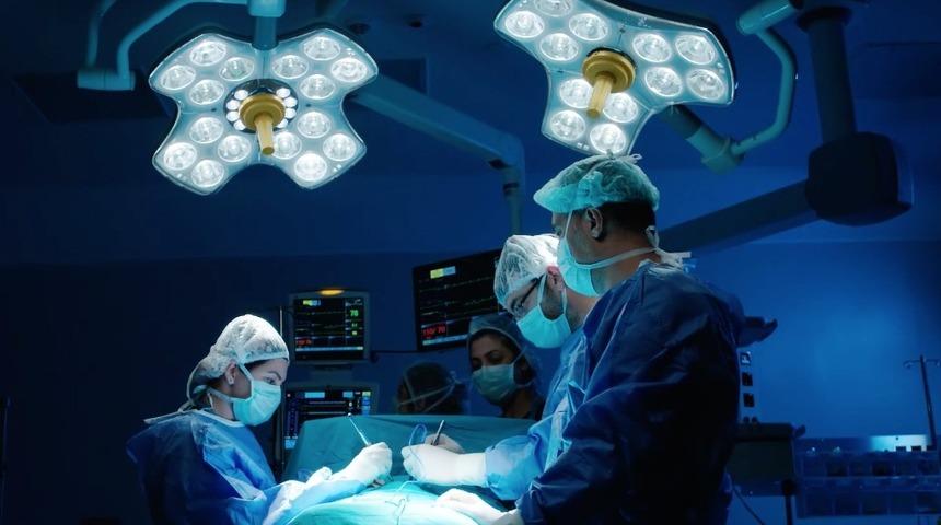 İleri teknoloji cerrahi başarıya katkı sunuyor