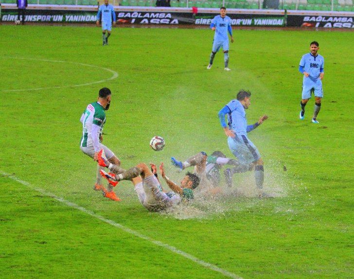 TFF 1. Lig: Giresunspor: 1 - Adana Demirspor: 0 (İlk yarı sonucu) G2
