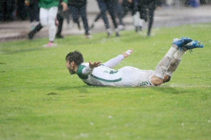 TFF 1. Lig: Giresunspor: 1 - Adana Demirspor: 0 (İlk yarı sonucu) G5