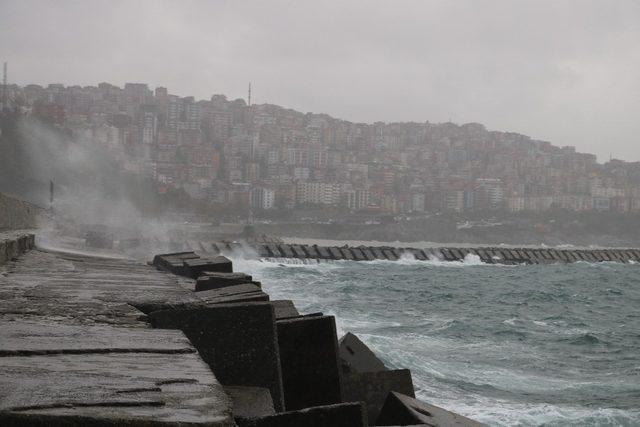 Zonguldak’ta fırtına