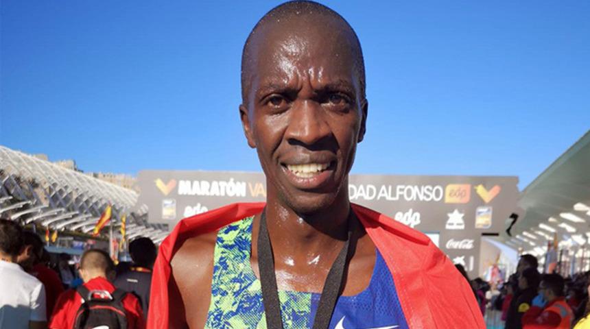 Valencia Maratonu’nda Kaan Kigen Özbilen’den rekor