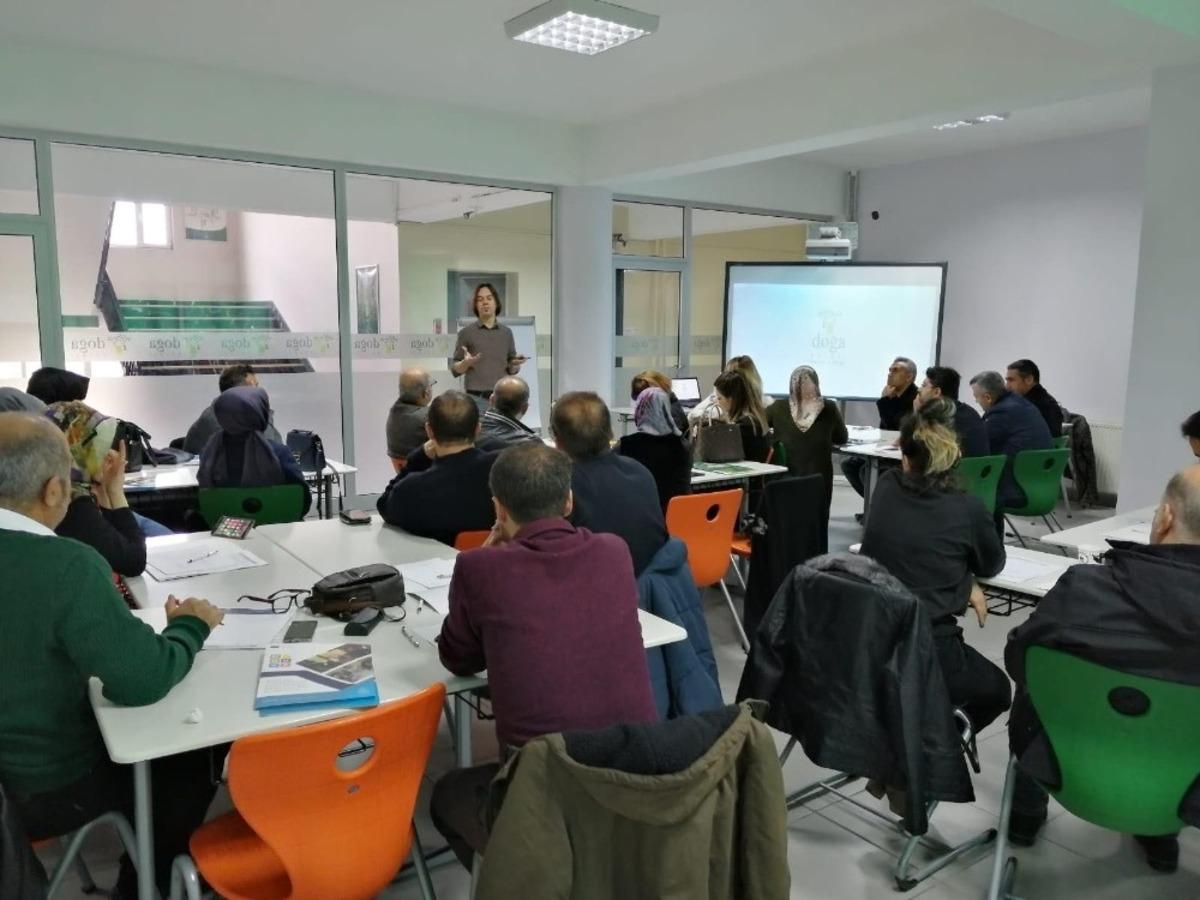 T&Uuml;BİTAK k&uuml;rs&uuml; başkanlarından anlamlı eğitim