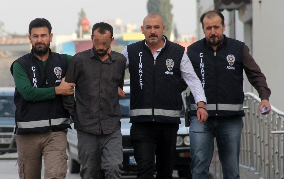 Uyuşturucu bağımlısı, annesini odunla uykuda &ouml;ld&uuml;rm&uuml;ş