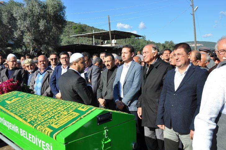 Vatansever dede gözyaşları içinde toprağa verildi G4