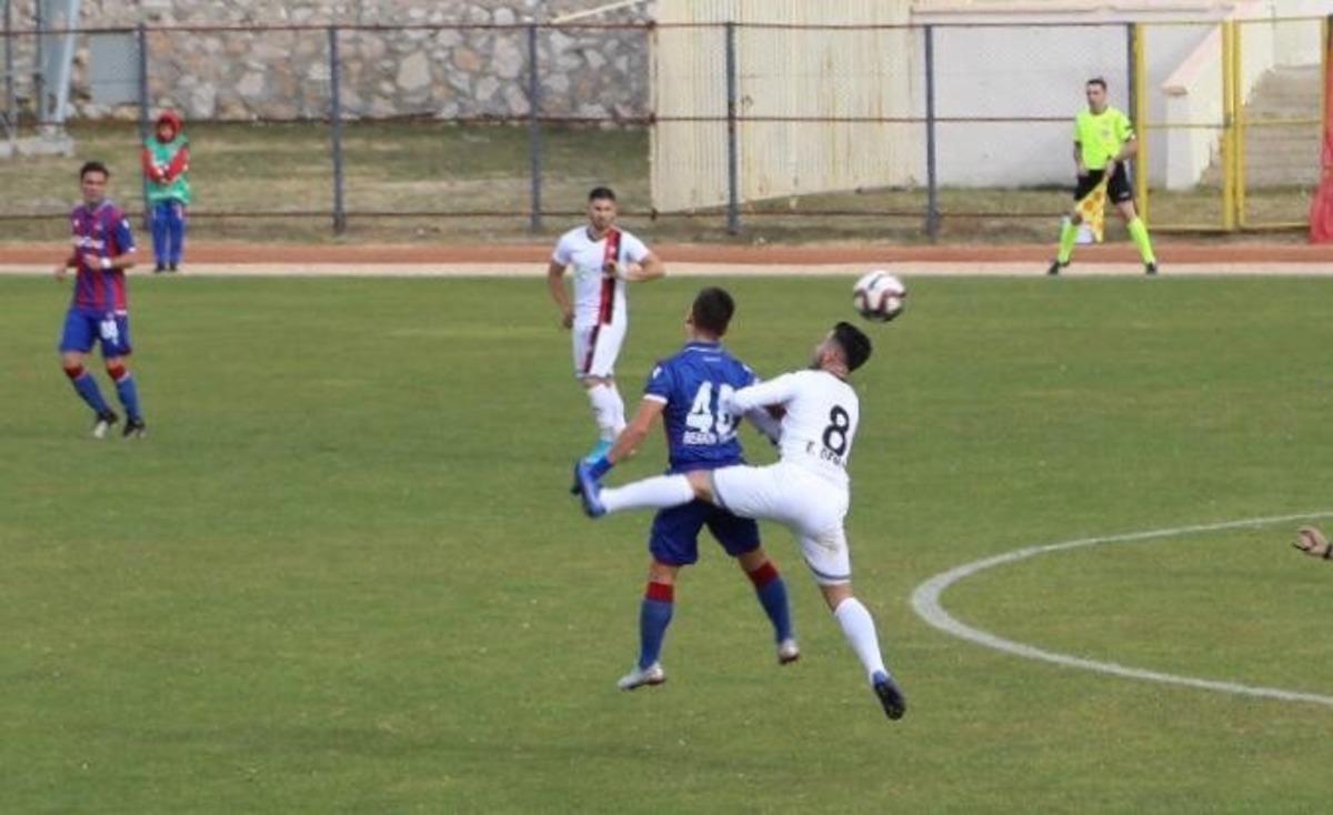 TFF 2. Lig: Niğde Anadolu FK:0- Uşakspor: 2