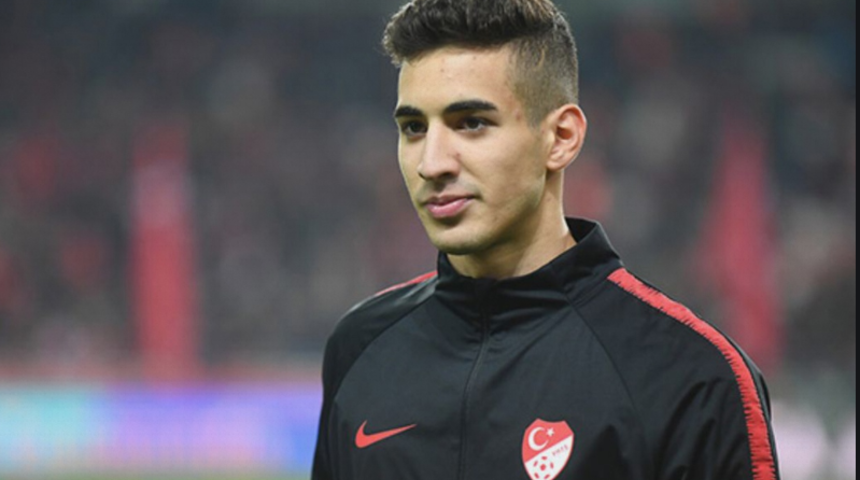 Mert Müldür'ün menajerinden transfer açıklaması! Beşiktaş ve Fenerbahçe...