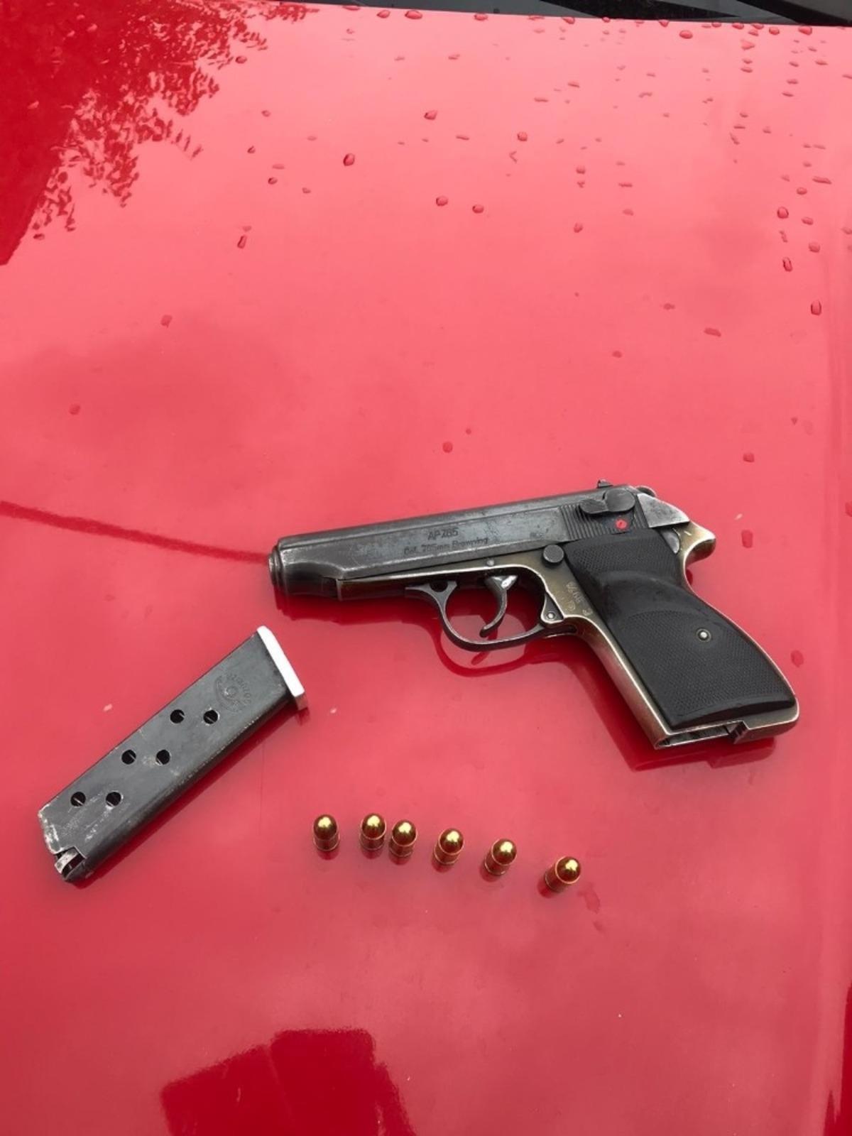 Malatya&rsquo;da silah ve &ccedil;alıntı motosiklet yakalandı