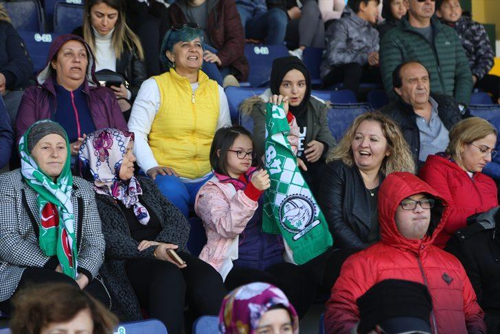 Engelliler "3 Aralık Dünya Engelliler Günü" dolayısıyla statta ağırlandı G2