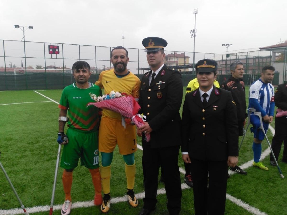 B&uuml;y&uuml;kşehir Ampute takımı haftayı puansız kapattı