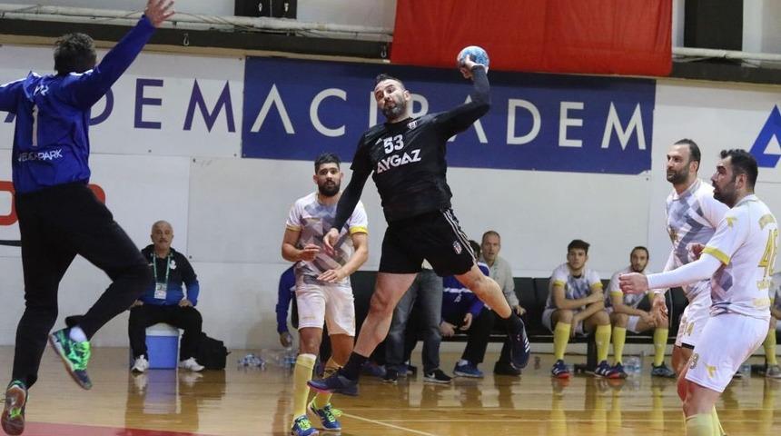 Beşiktaş Aygaz Hentbol Takımı 7 yıl sonra evinde yenildi