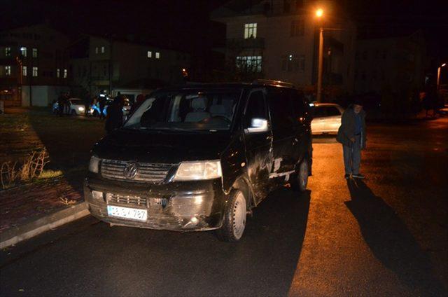Aksaray'da otomobil ile minibüs çarpıştı: 7 yaralı
