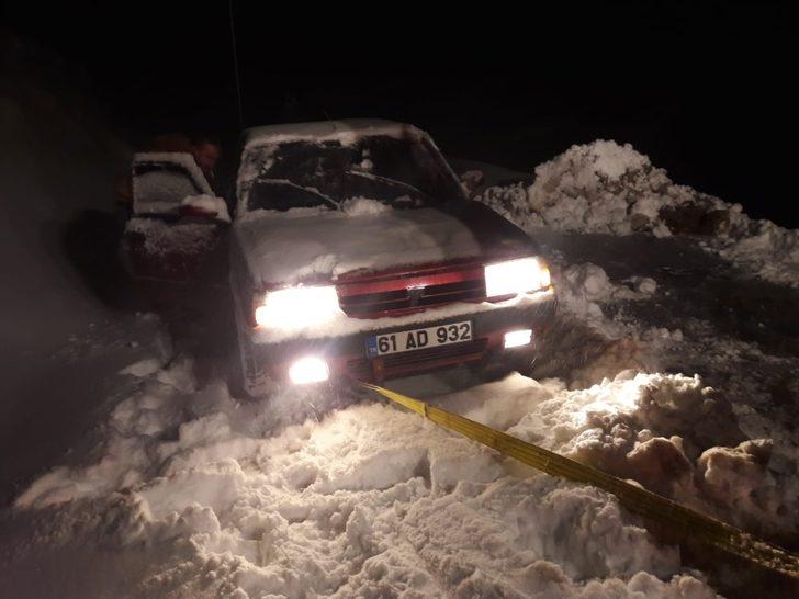 Kar sürücülere zor anlar yaşattı G2