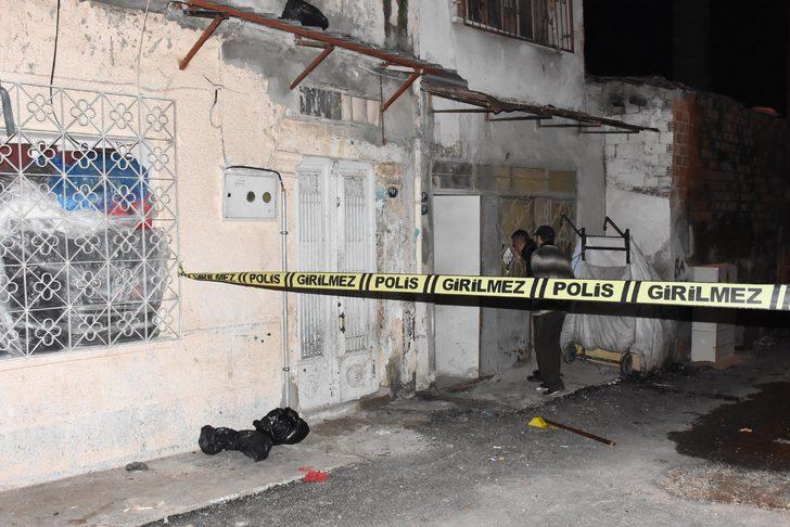 İzmir'de gece yarısı vahşet! Ev sahibine pompalı tüfekle kurşun yağdırdı G4