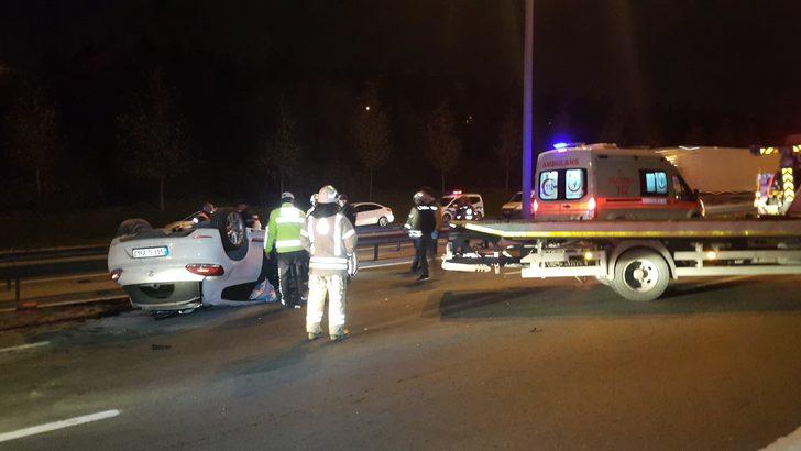 TEM'de otomobil kamyona çarpıp takla attı: 2 ölü, 1 ağır yaralı  G5