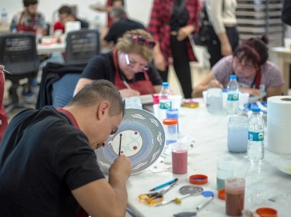 T&uuml;rkiye&rsquo;nin renkleri sanat &ccedil;alıştayında buluştu