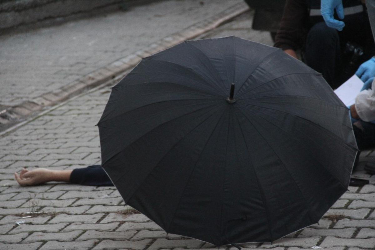 Adana'da korkun&ccedil; olay! Eşine 'Elveda Ayşem' mesajı g&ouml;nderip intihar etti