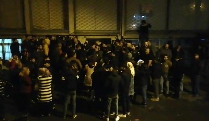 Bağcılar'da tacizci böyle linç edilmek istendi! Polis ellerinden zor aldı G2
