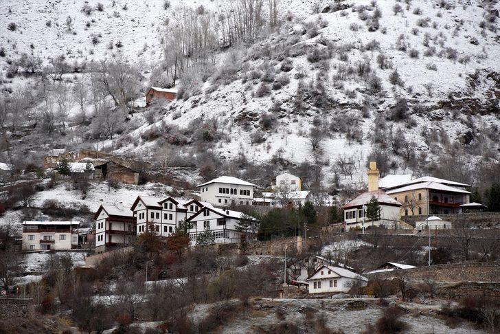 Gümüşhane'de 39 köy yolu kar nedeniyle ulaşıma kapandı G3